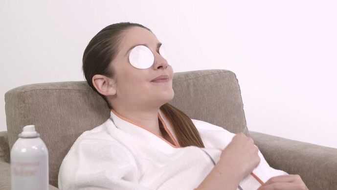 Les masques relaxants pour les yeux aident à restaurer la vision